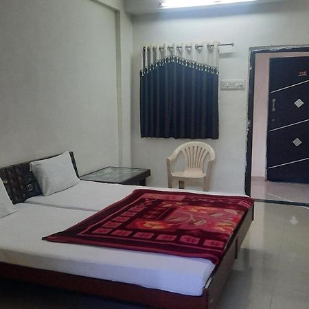 Hotel Rajtilak Guest House Vadali Eksteriør bilde