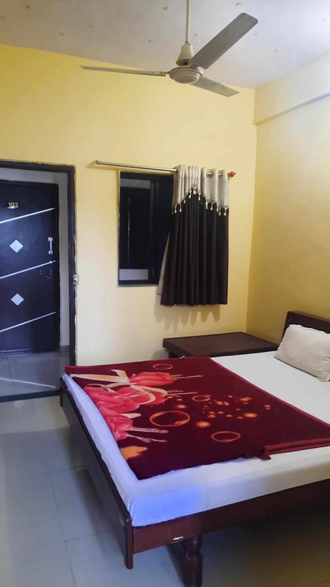 Hotel Rajtilak Guest House Vadali Eksteriør bilde